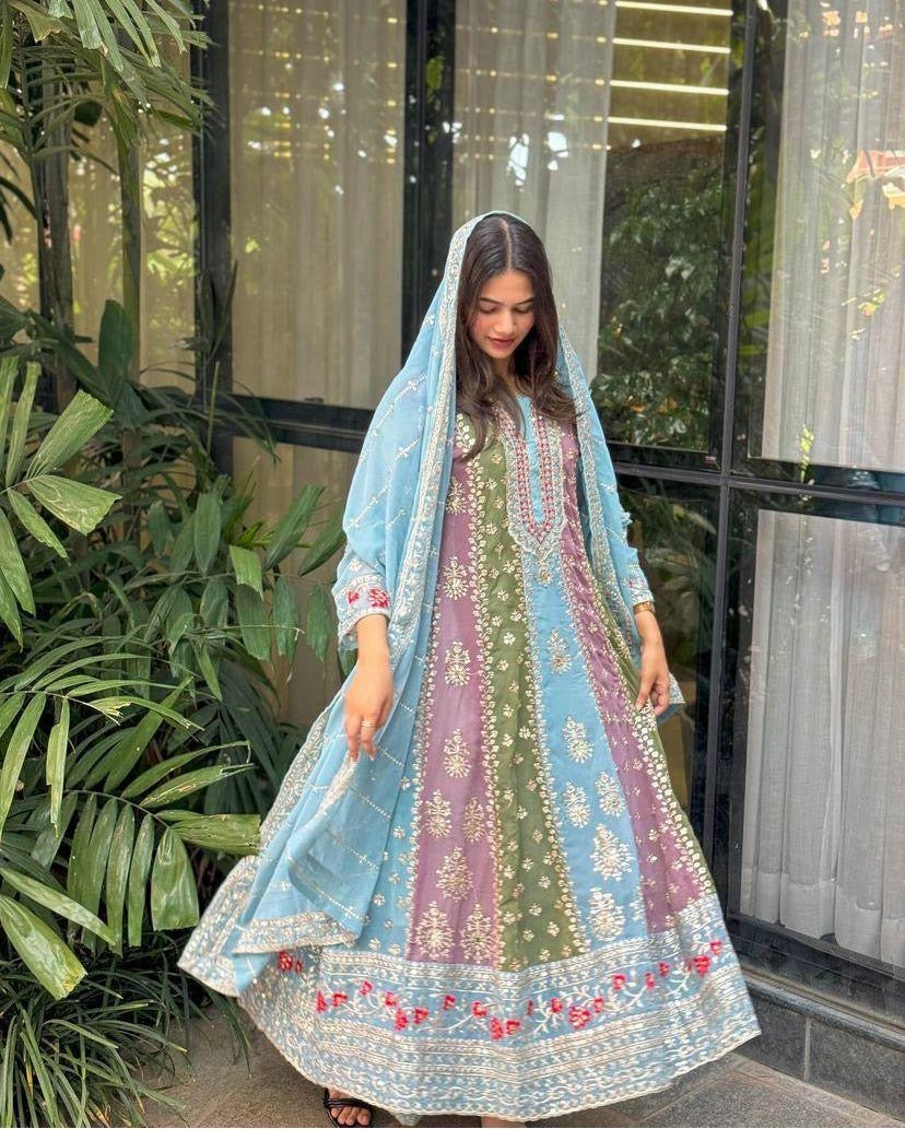 Embroidered top with palazzo