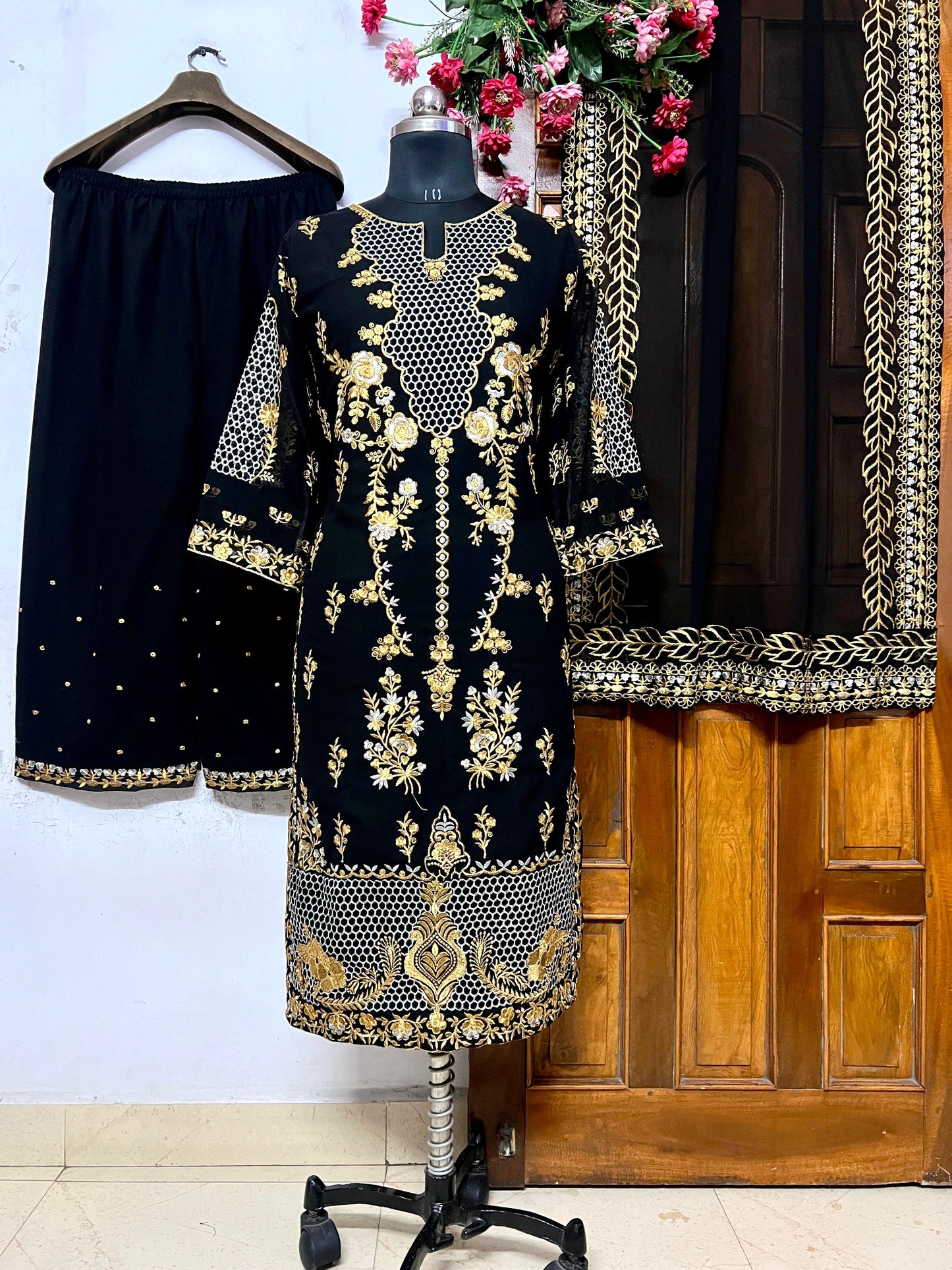 Zari embroidered suite