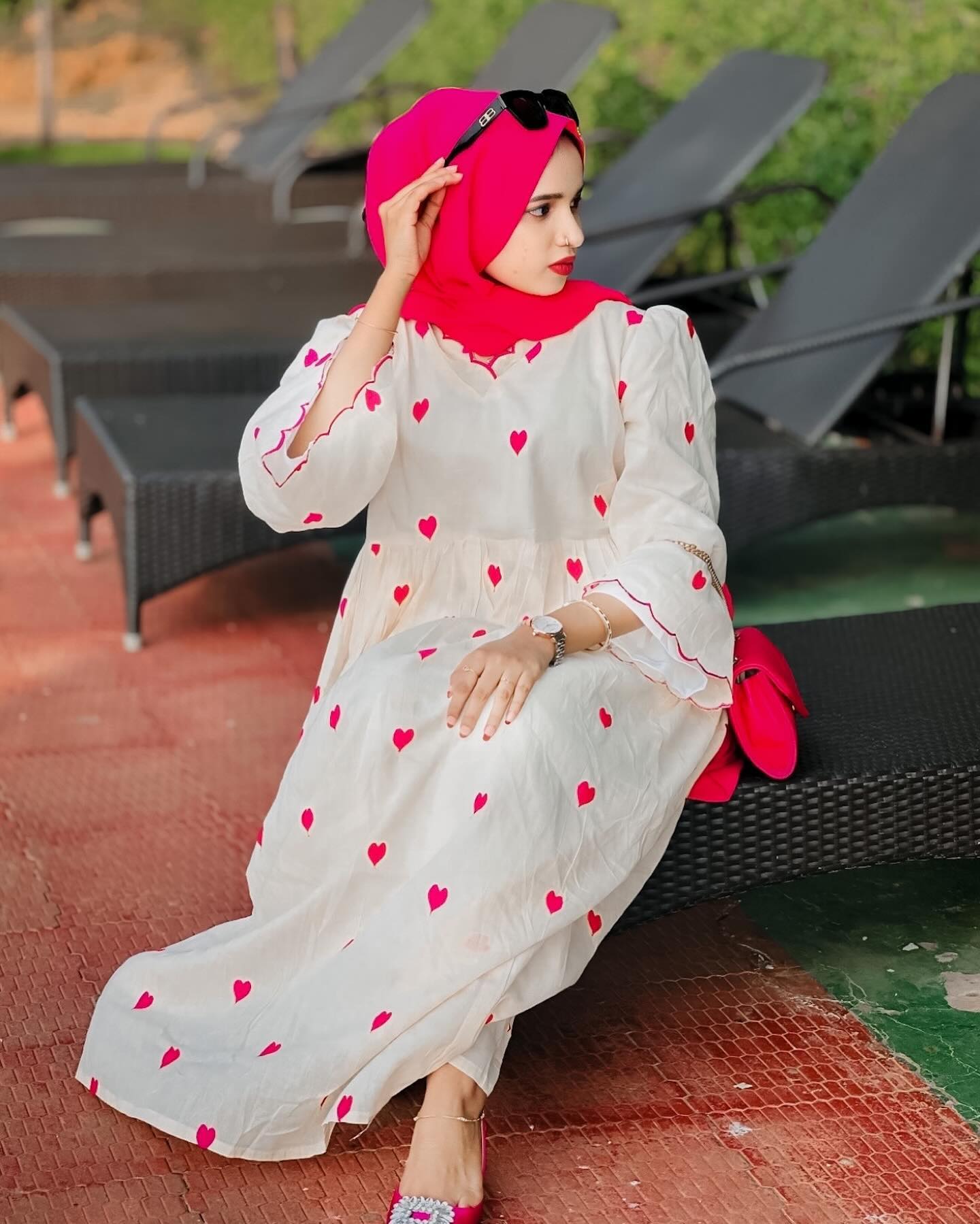 Cora cotton gown