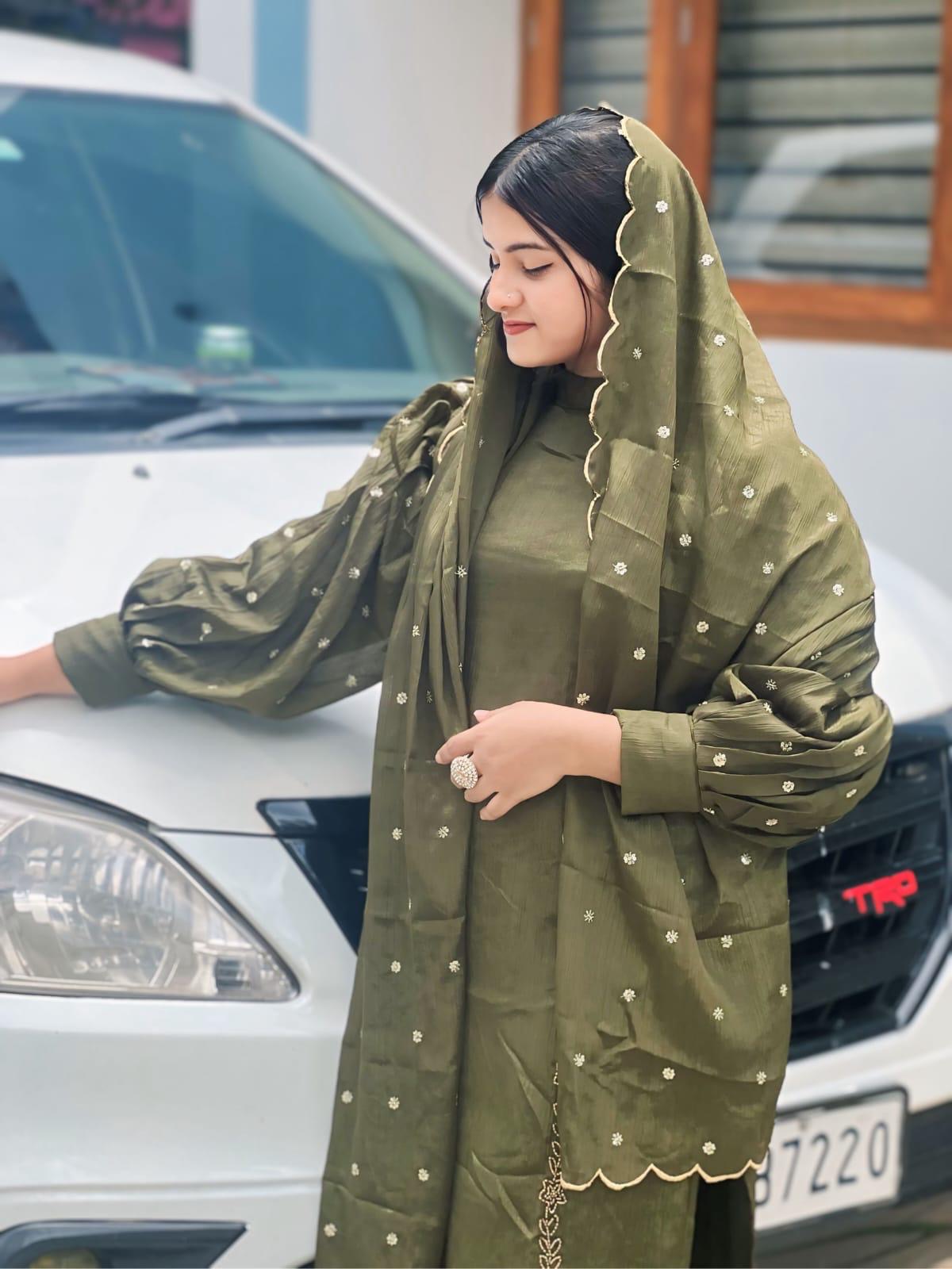 Chinon Salwar Set