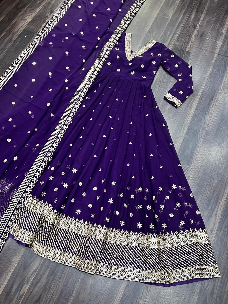 Party wear gown