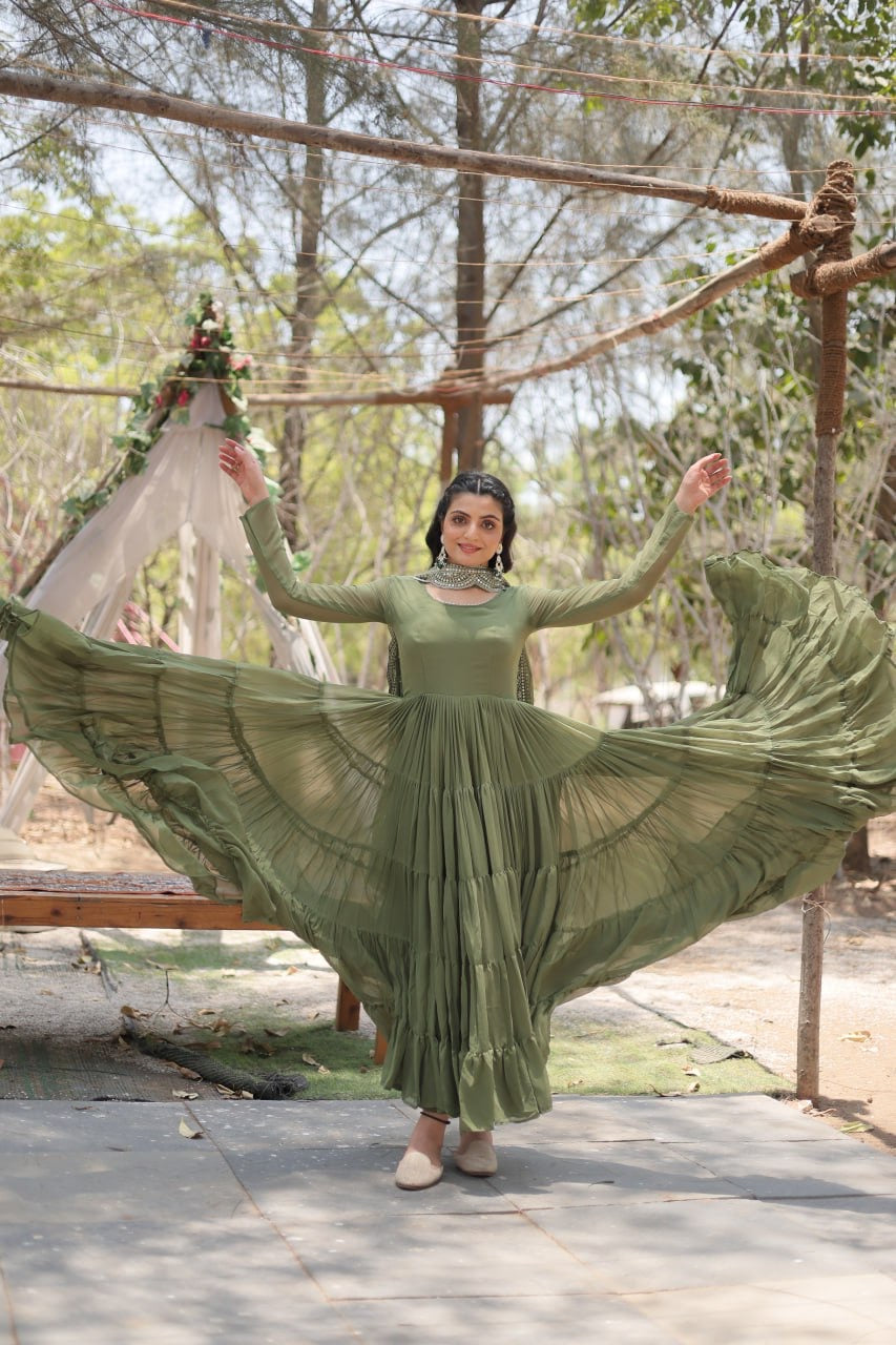 Layer frills gown