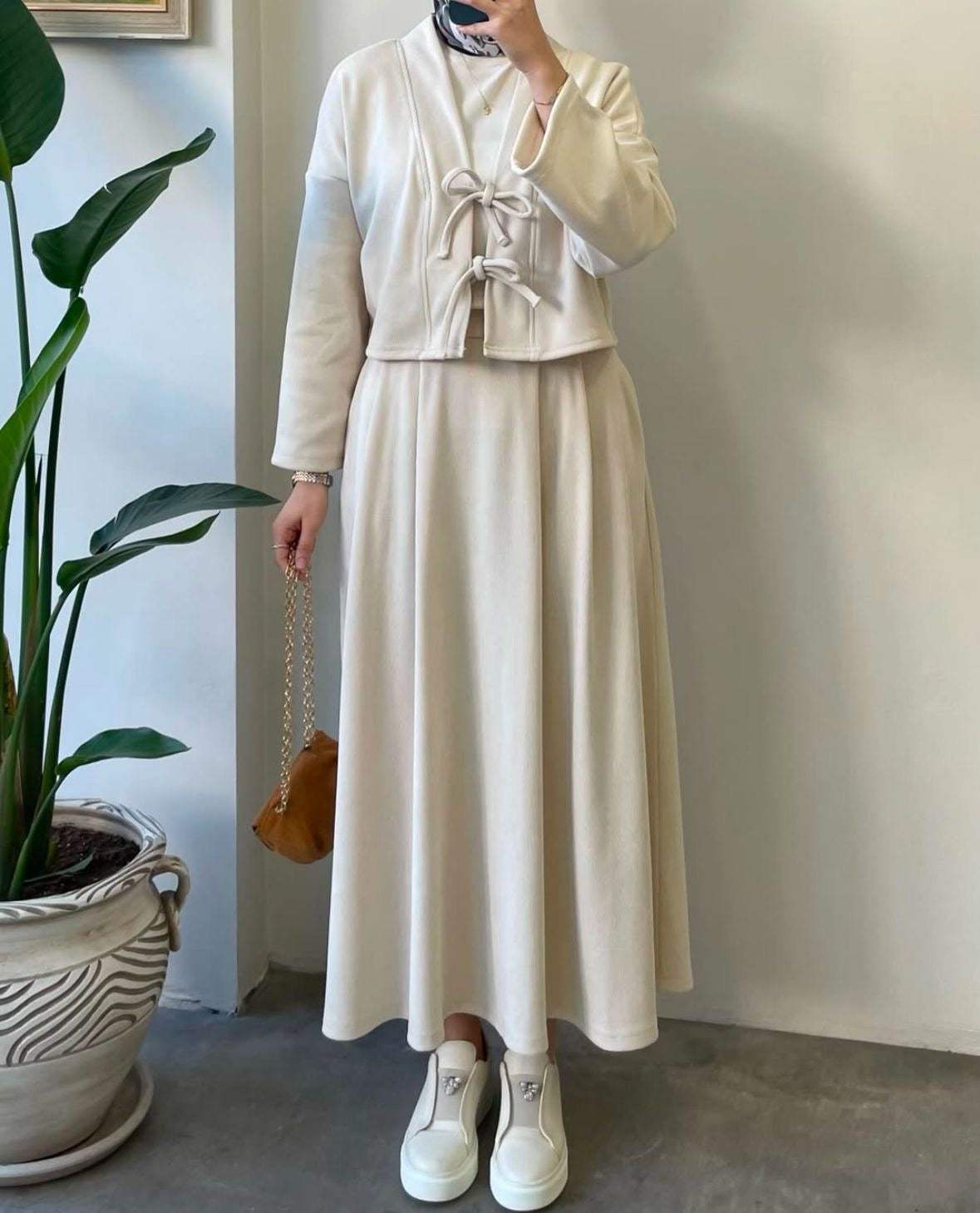 Rib shrug inner and skirt