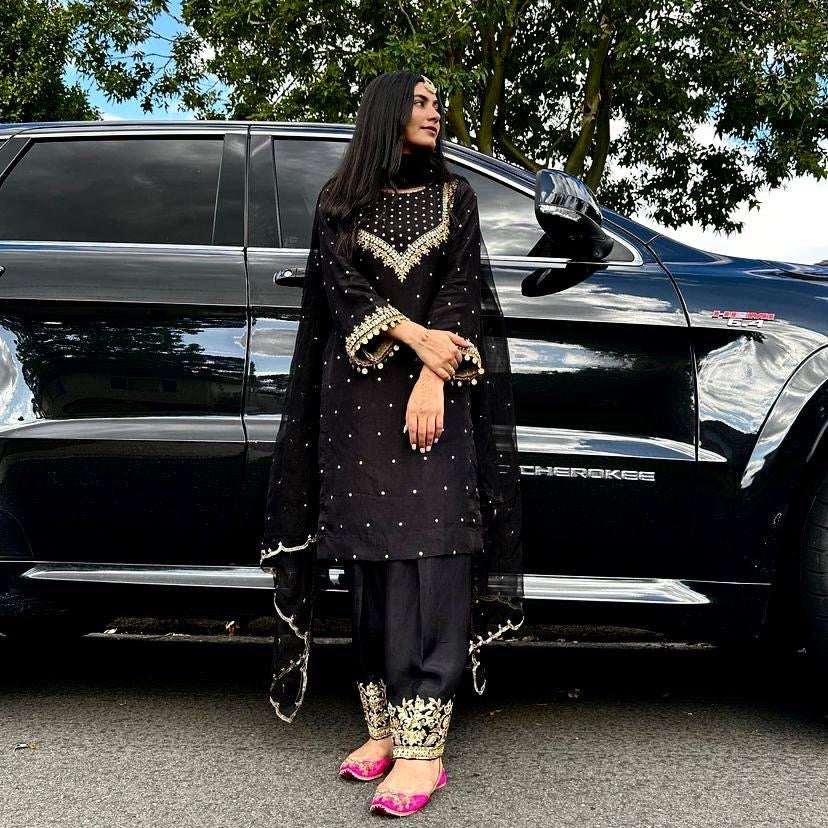 Zari embroidered suite
