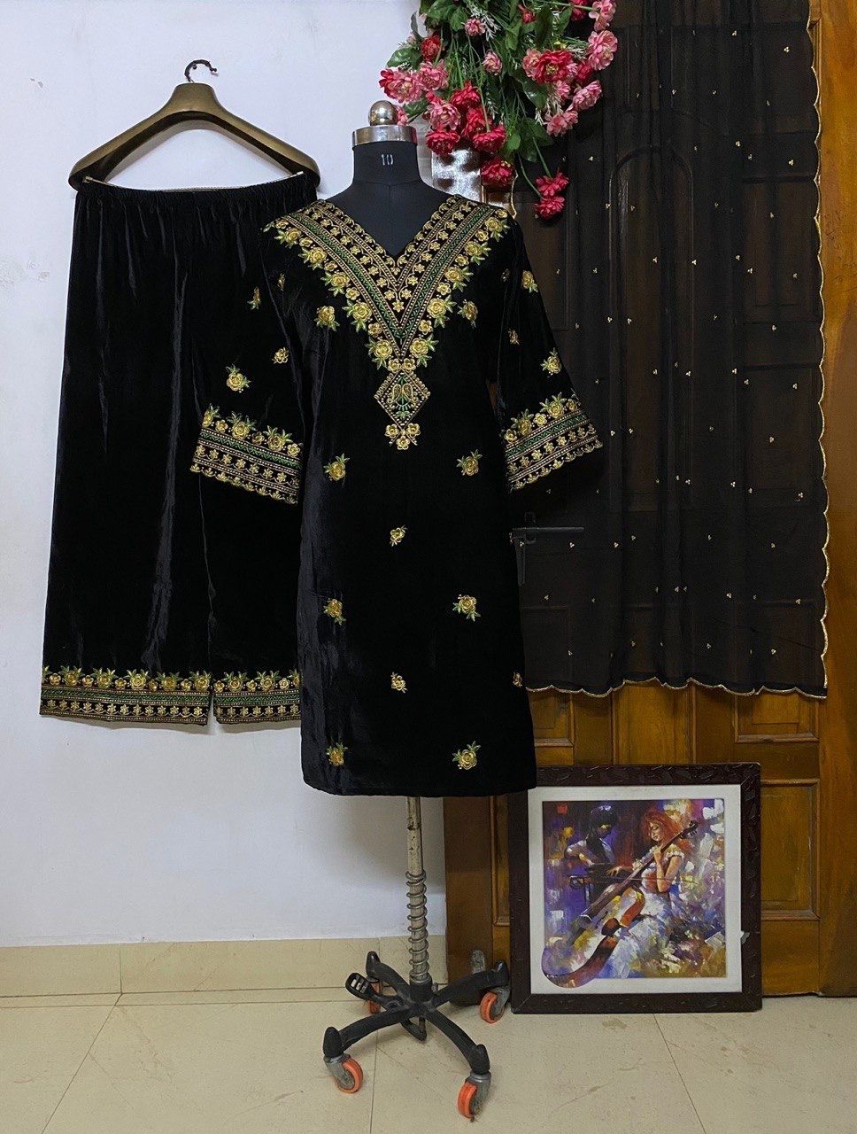 Velvet embroidered suite