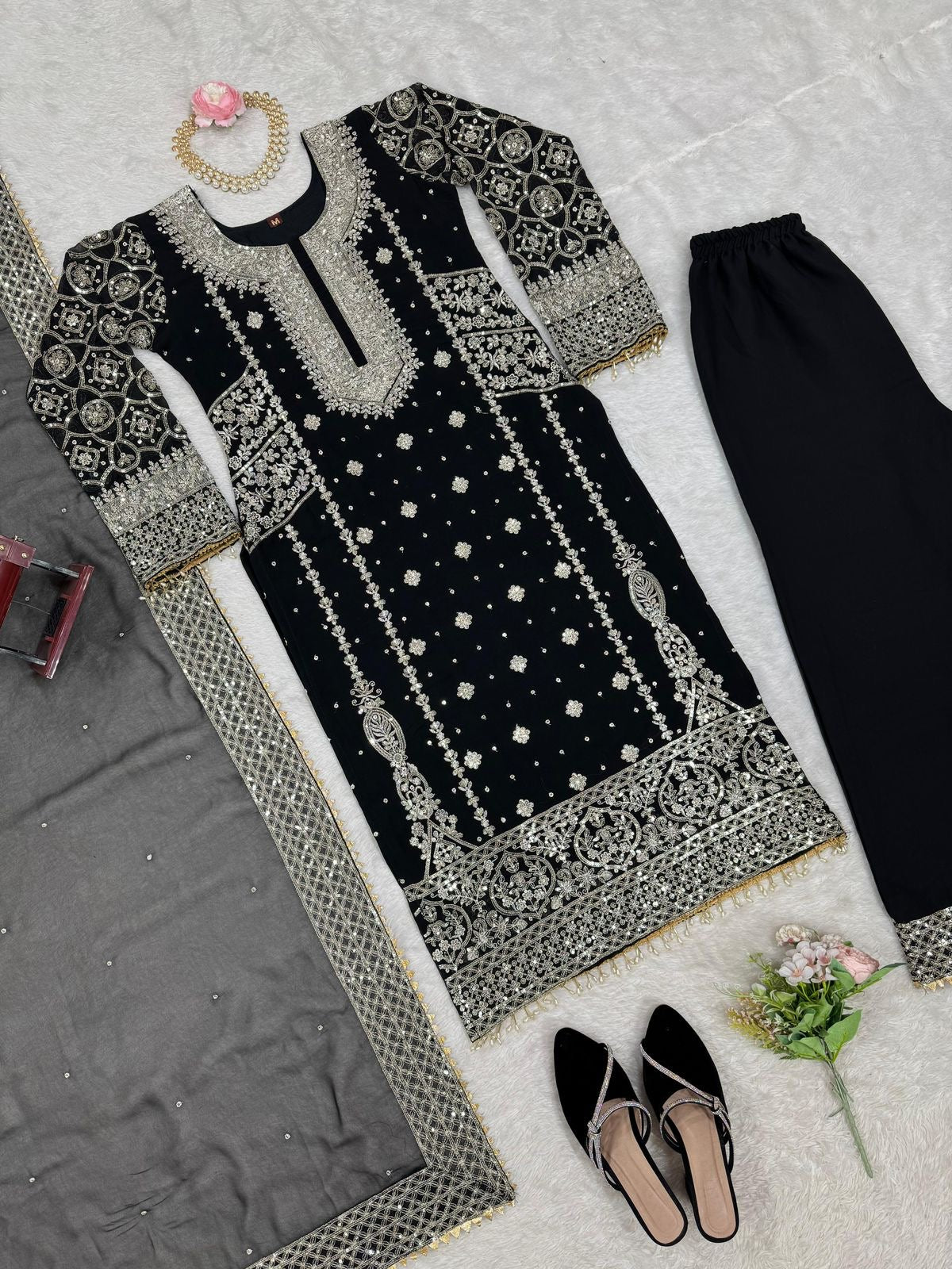 Party wear suite