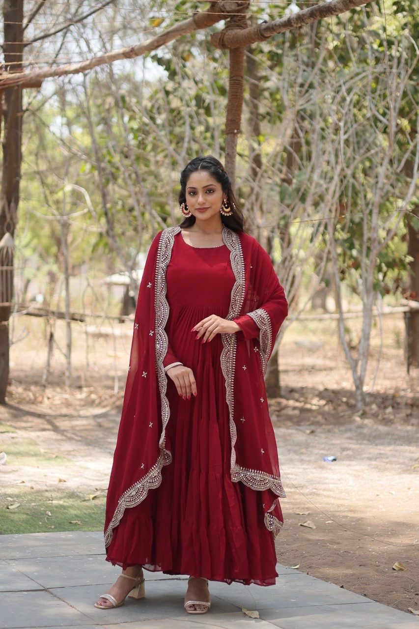 Layer frills gown