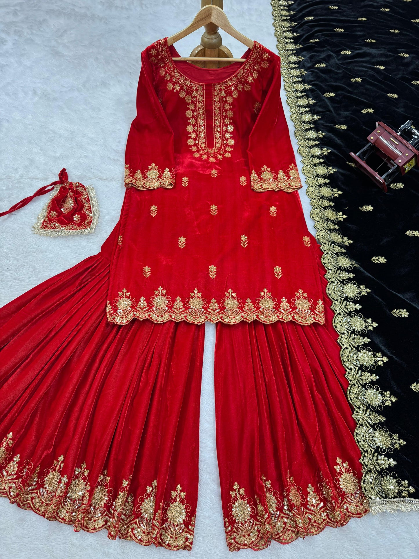 Viscos velvet sharara