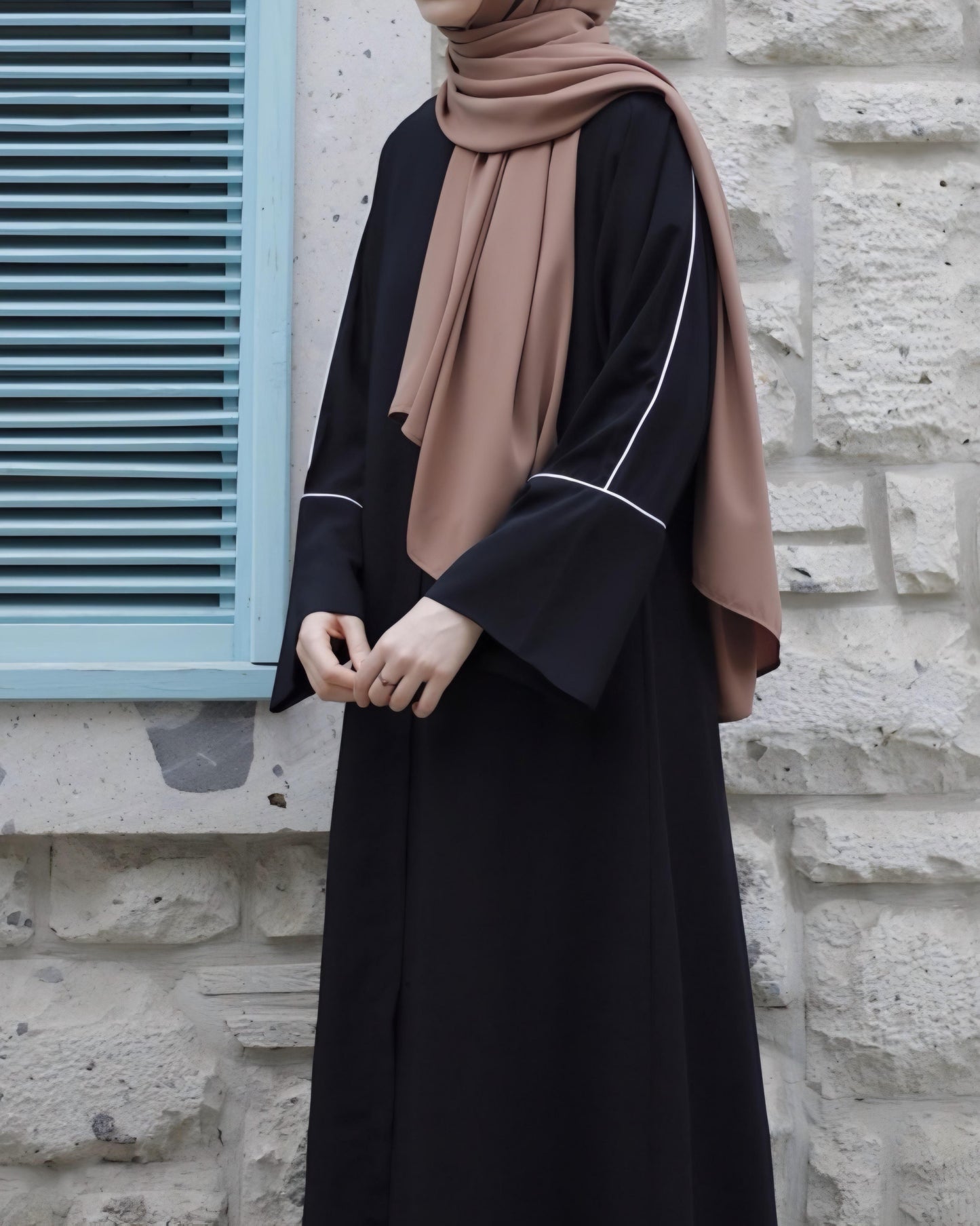 Simple umra abaya