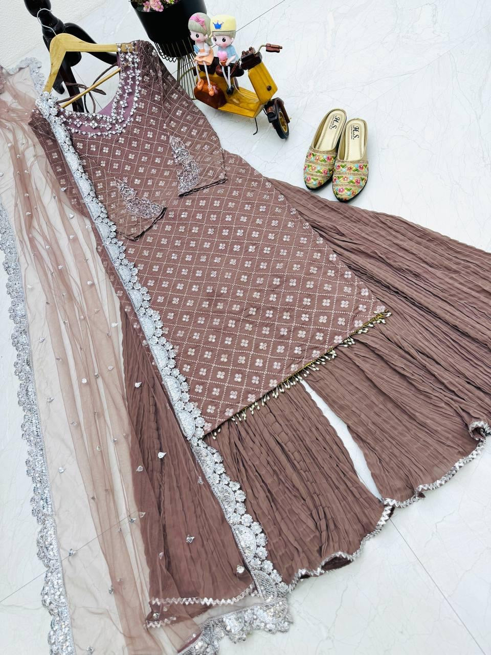 Mirror sequence embroidered suite