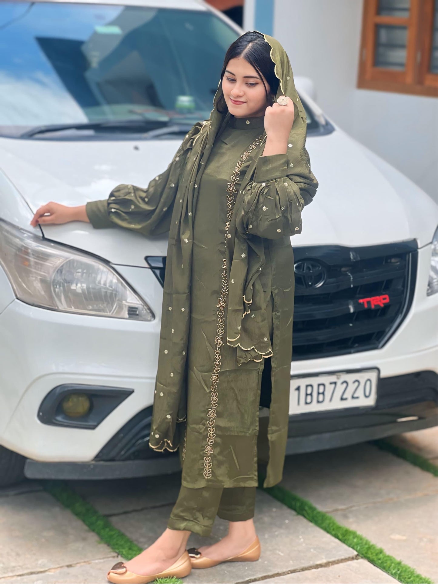 Chinon Salwar Set