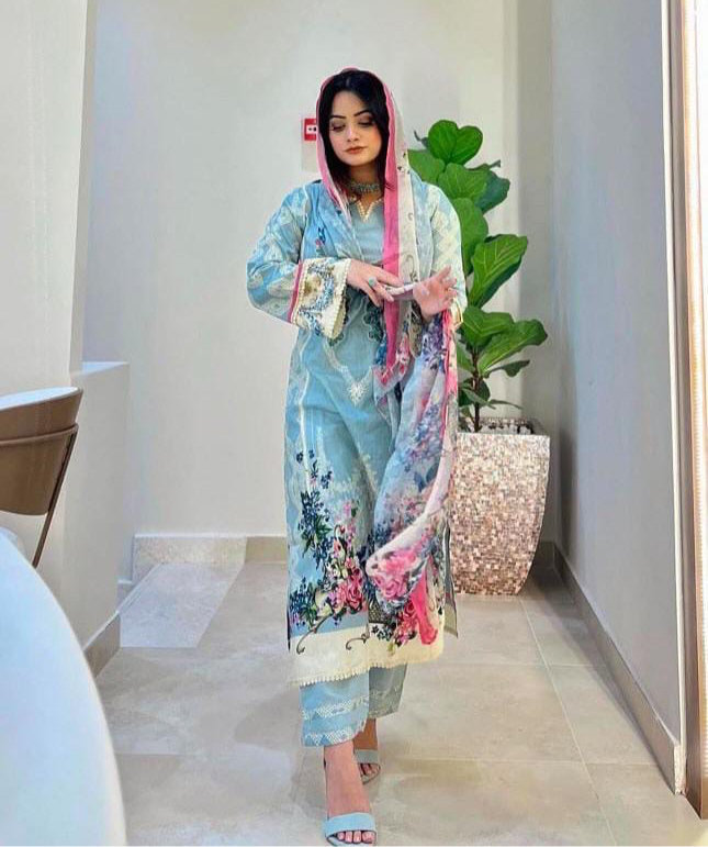 Embroidered suite set