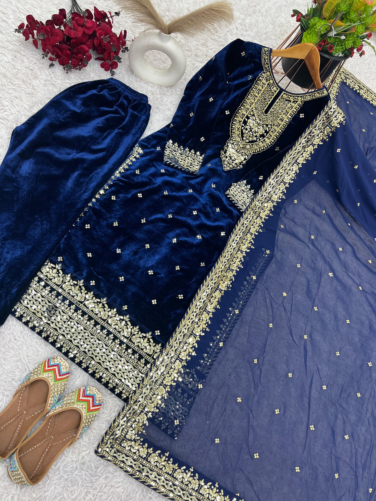Viscose velvet suite
