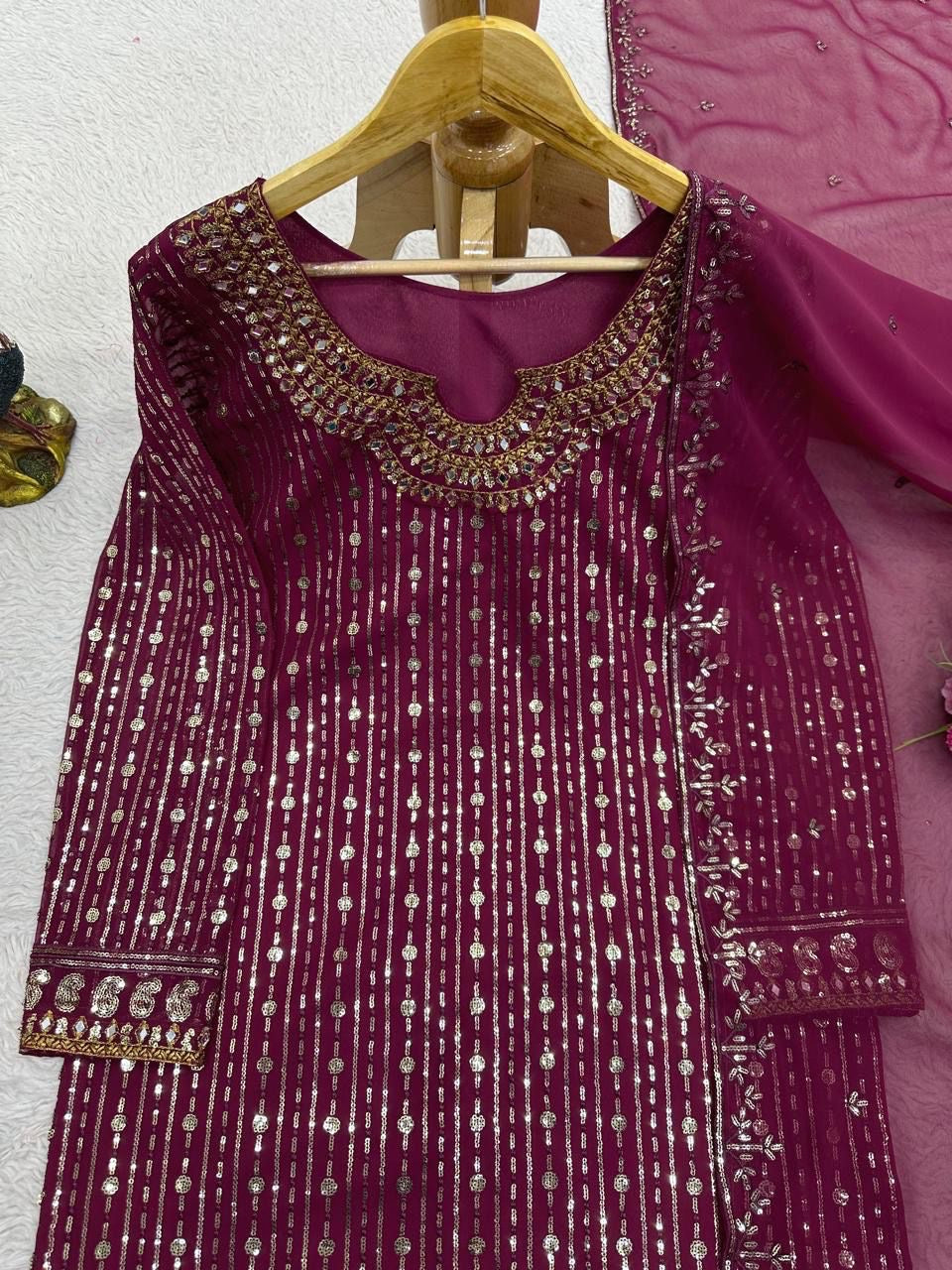 Micro mirror georgette suite