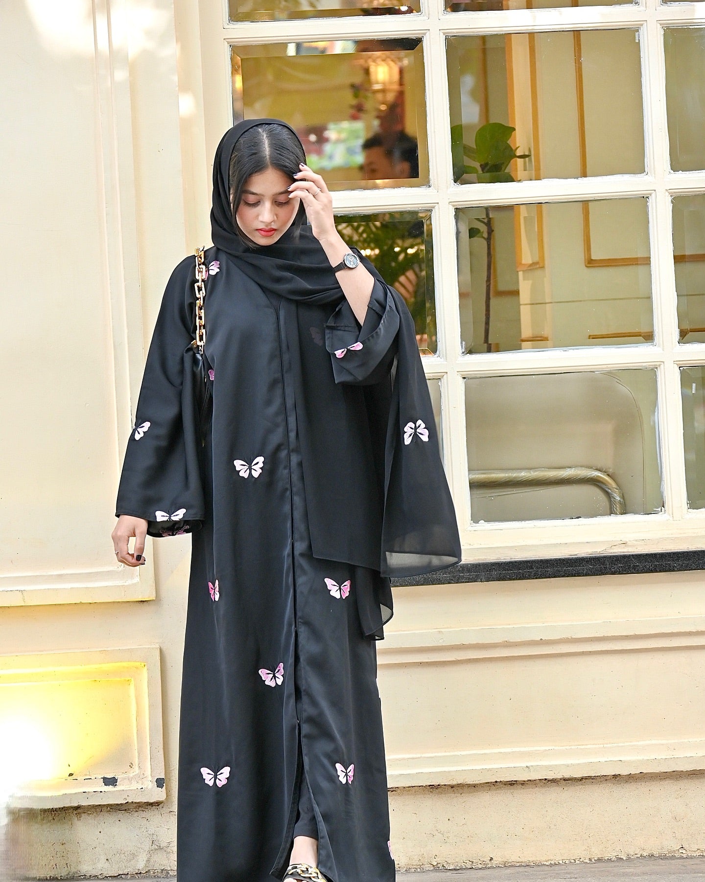 Embroidered abaya