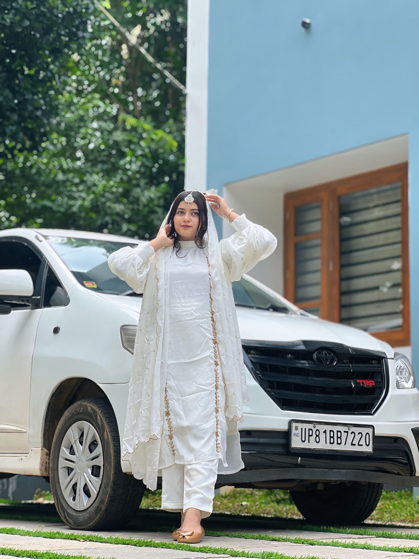 Chinon Salwar Set