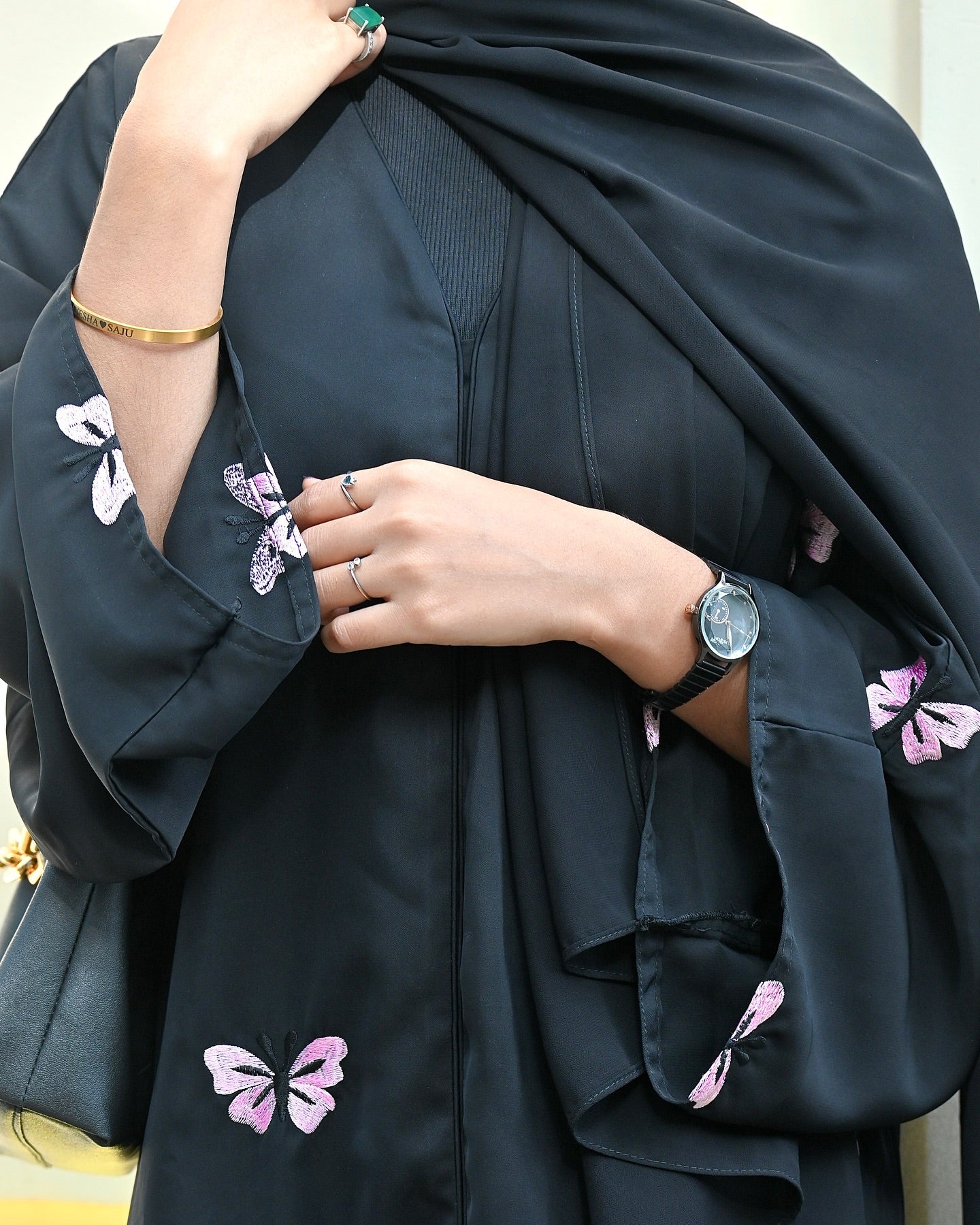 Embroidered abaya