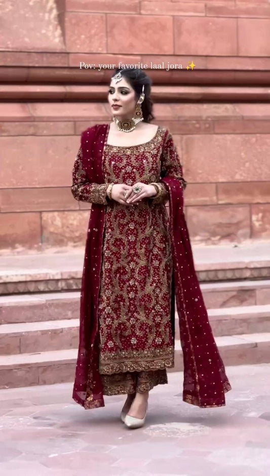 Golden handwork suite