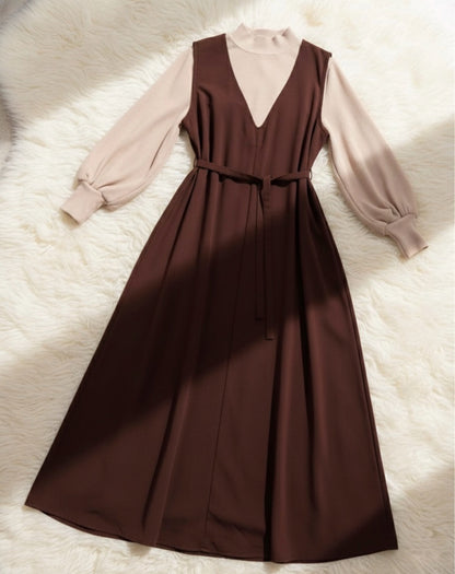 Pinafore and rib inner