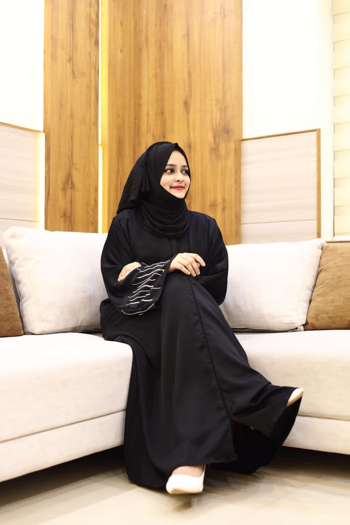 Simple handwork abaya
