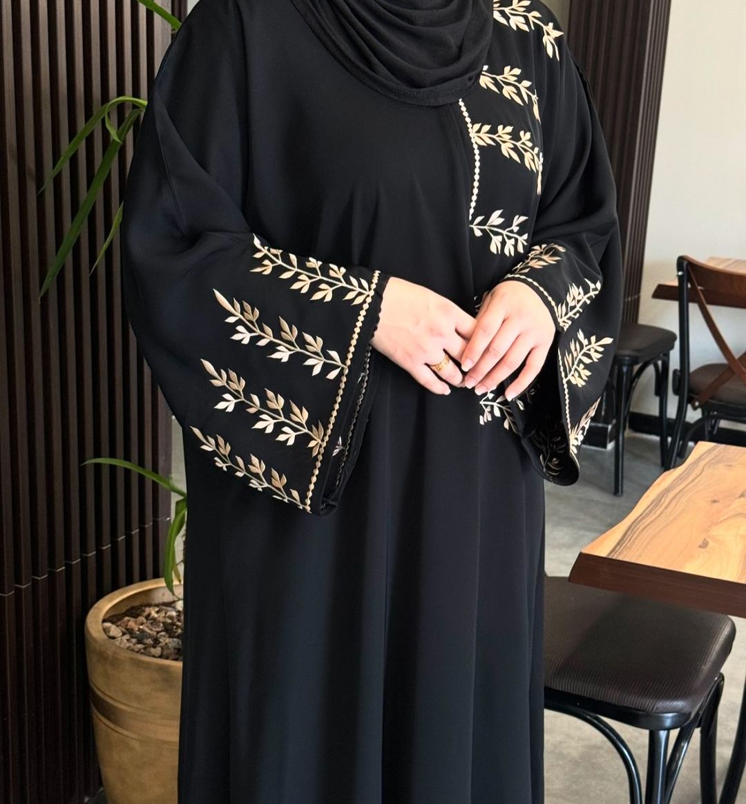 Beautiful embroidered abaya – bismiboutique - Main Image