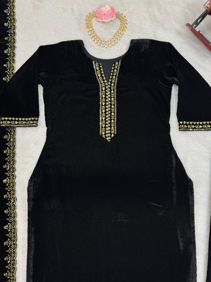 Black velvet suite