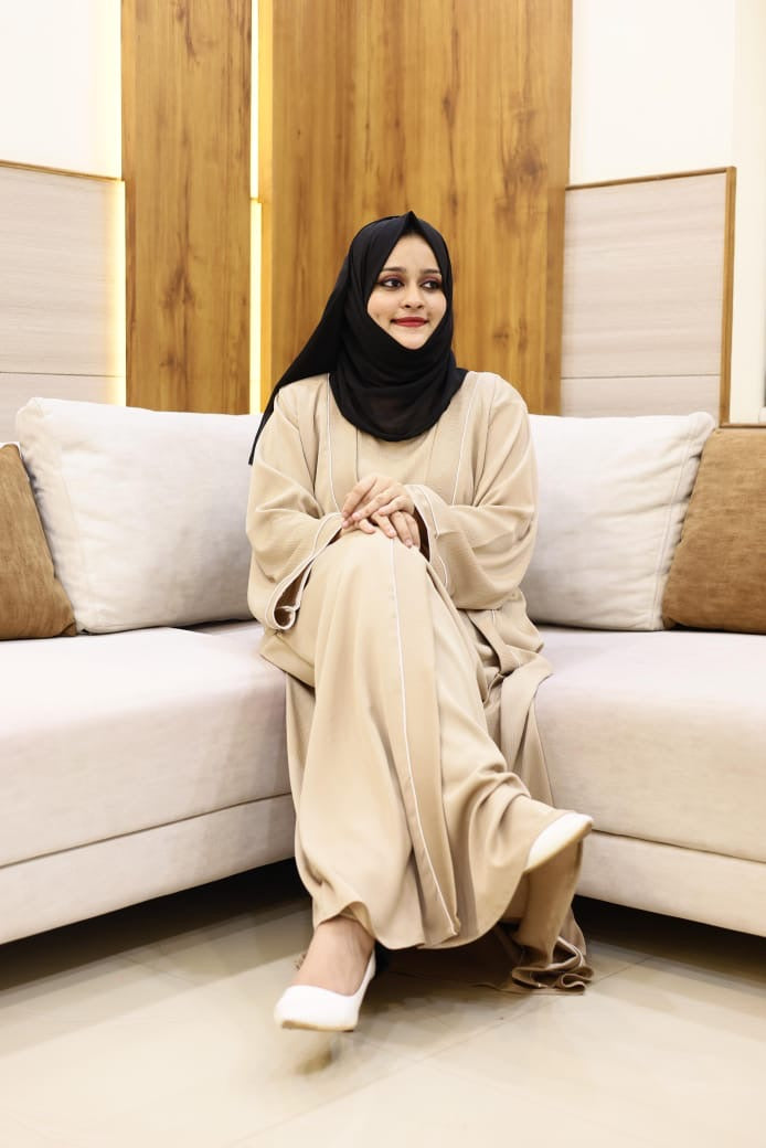 Shrug and inner abaya