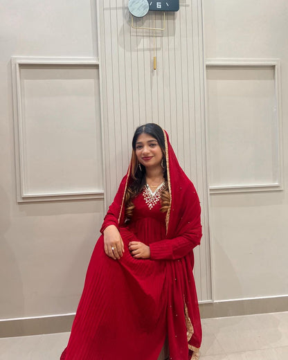 Pleated gown set