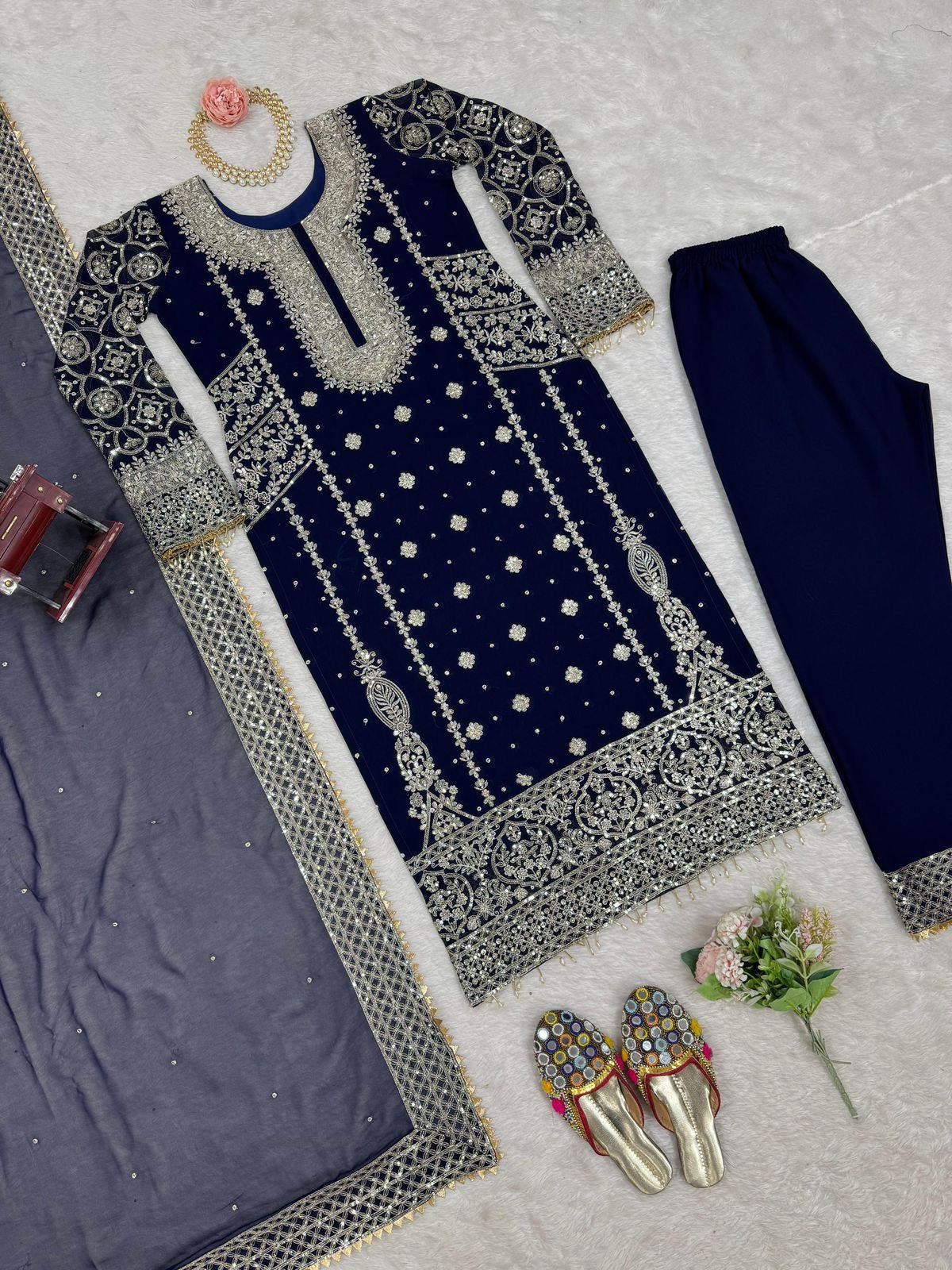 Party wear suite