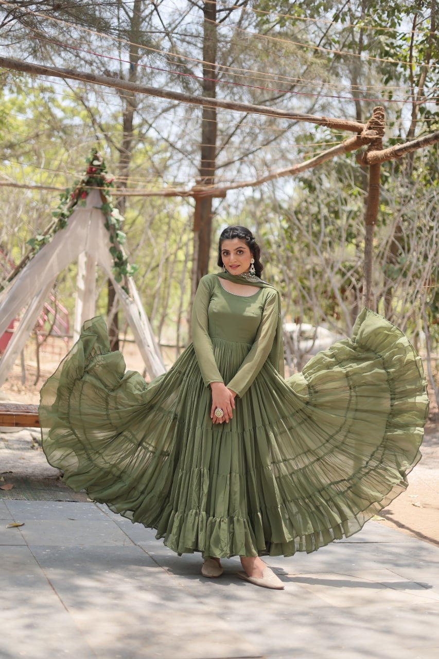 Layer frills gown