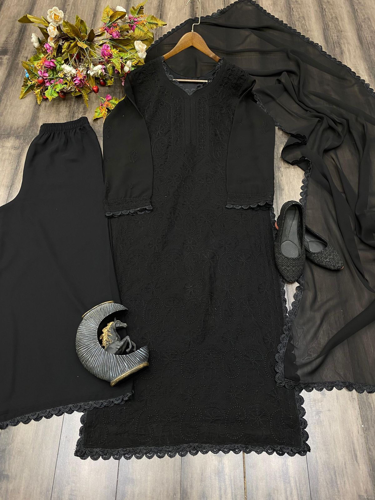Cotton thread embroidered suite