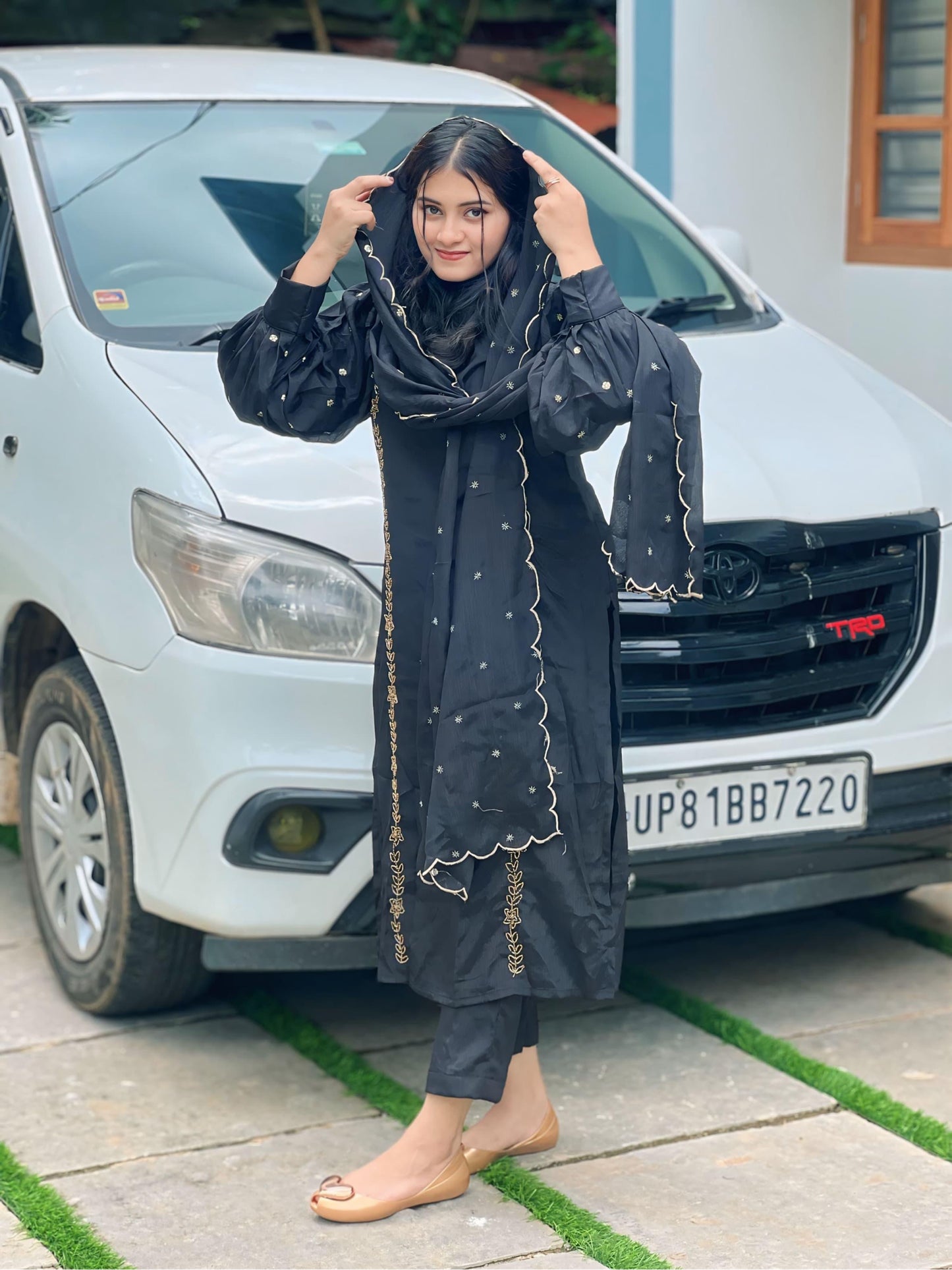 Chinon Salwar Set