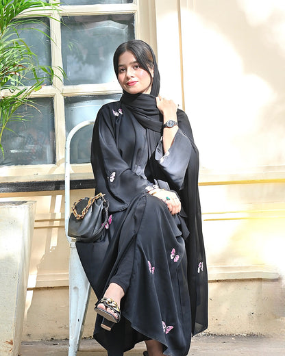 Embroidered abaya