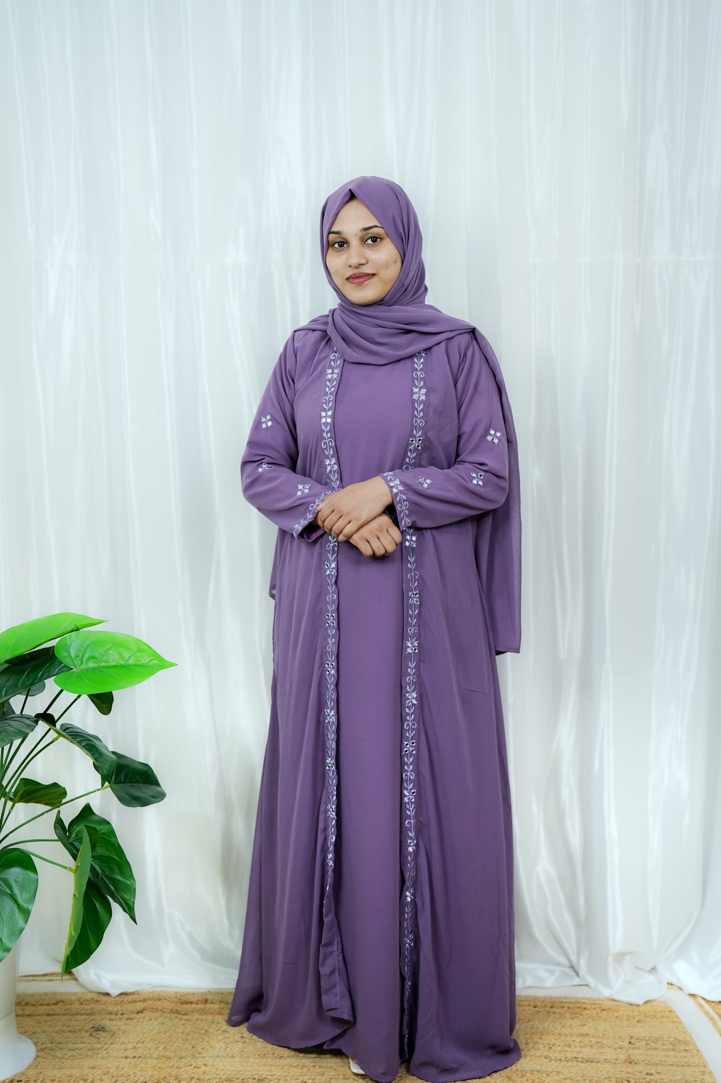 Semi partywear gow with shrug