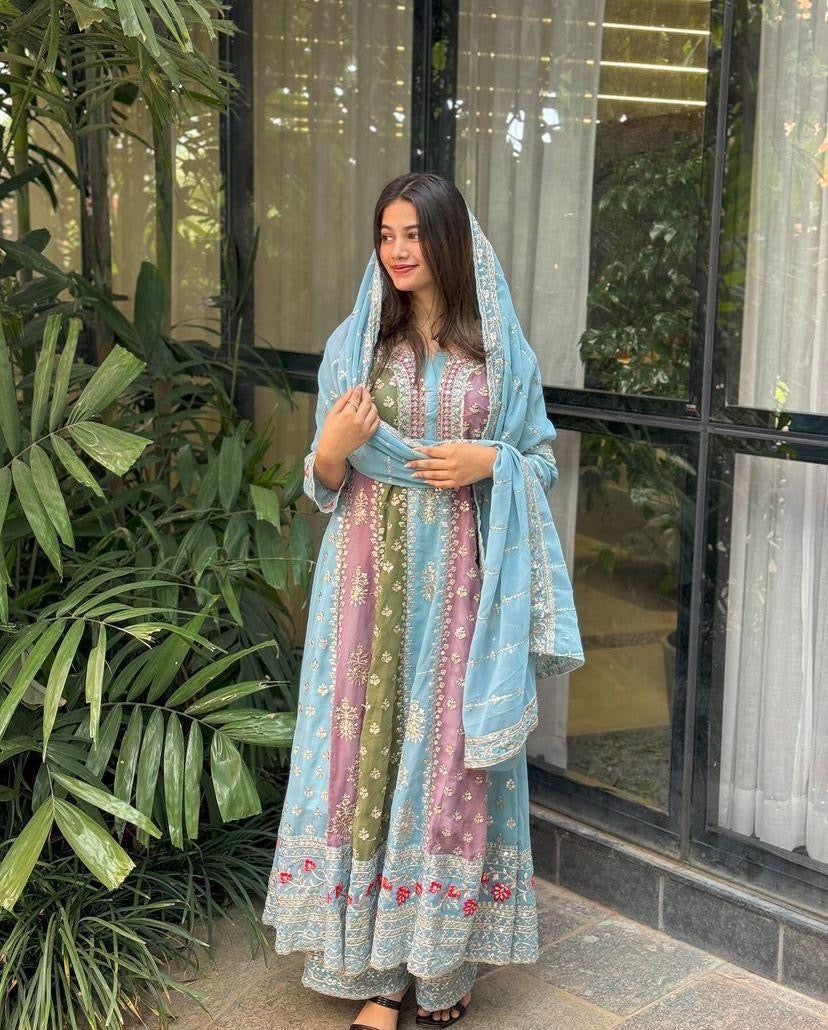 Embroidered top with palazzo