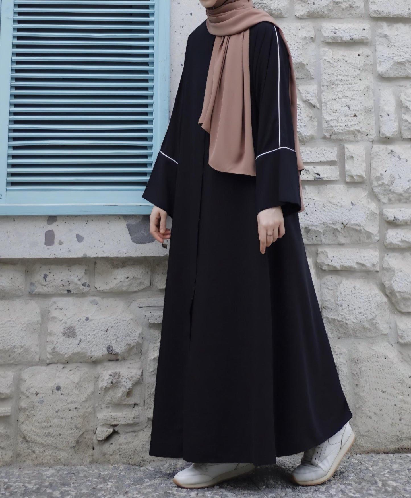 Simple umra abaya