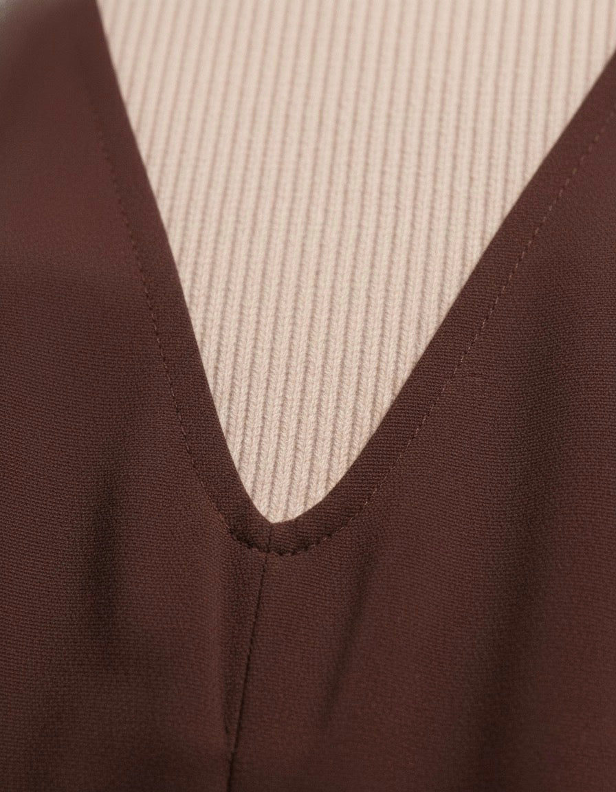 Pinafore and rib inner