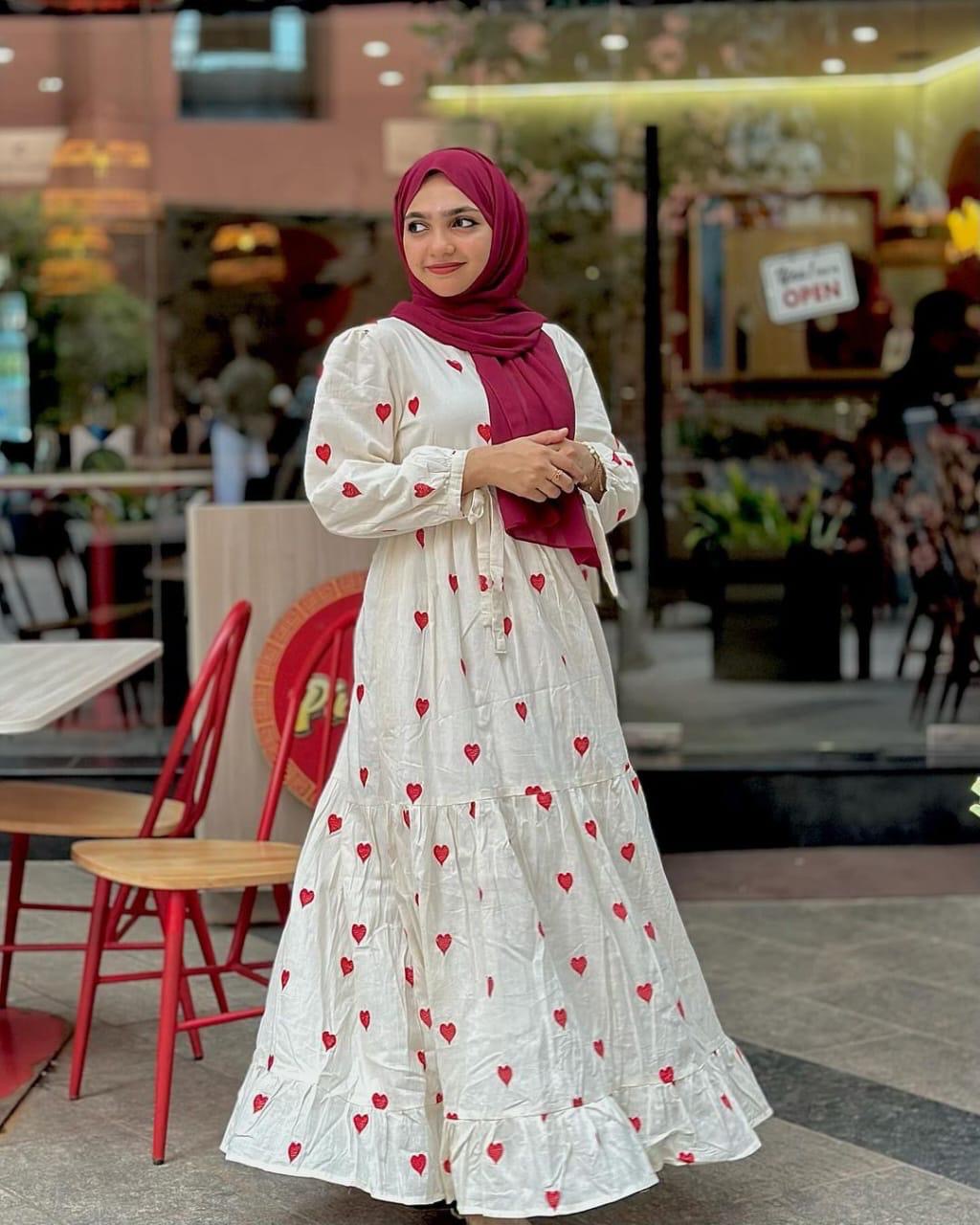 Cora cotton gown