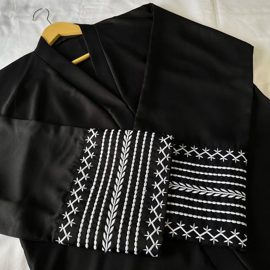 Simple embroidered umra abaya