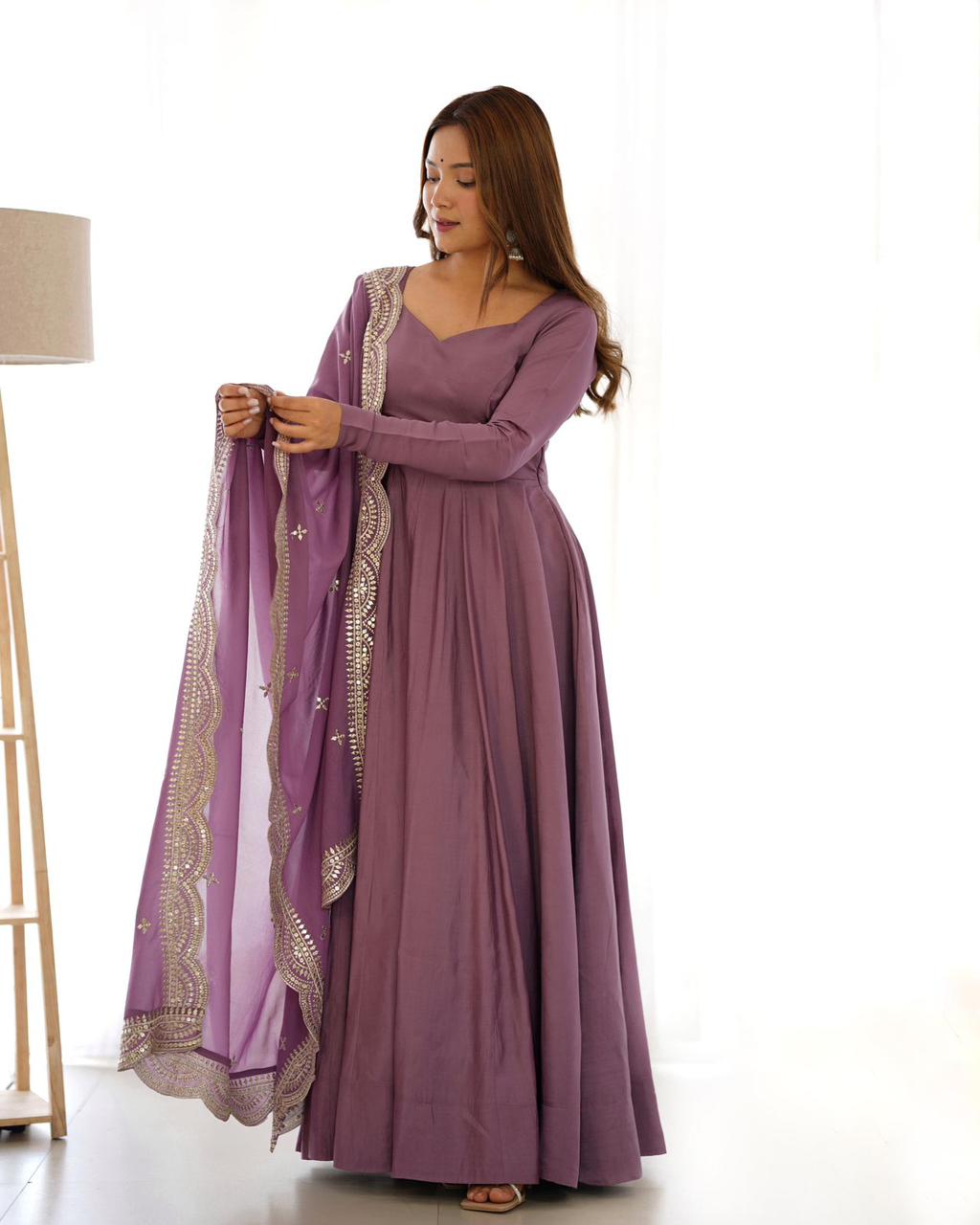 Romansilk anarkali
