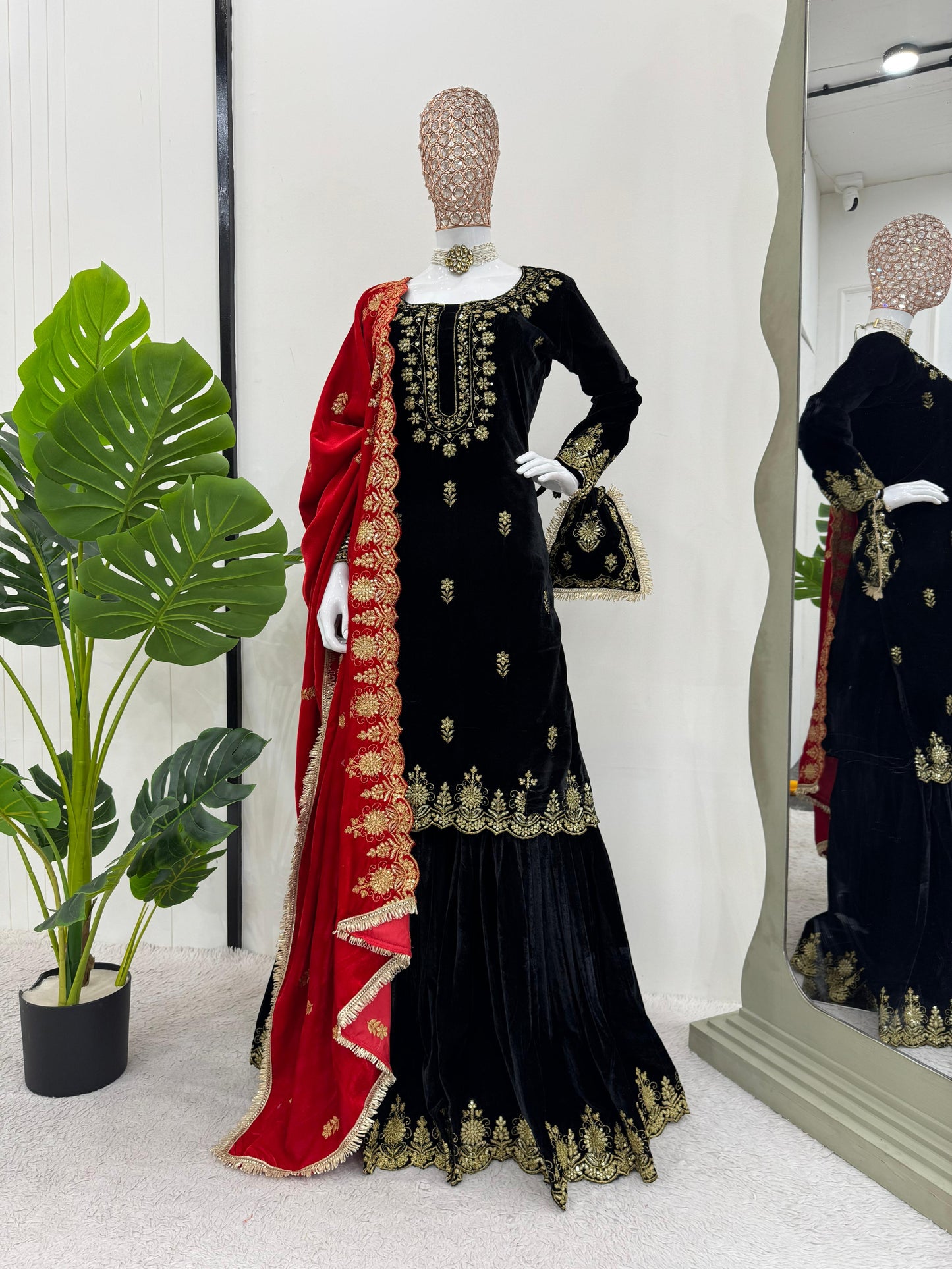Viscos velvet sharara