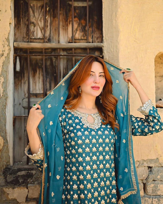 Sequence work top and palazzo