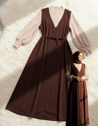 Pinafore and rib inner