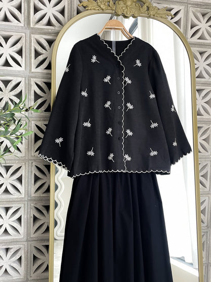 Embroidery top and skirt