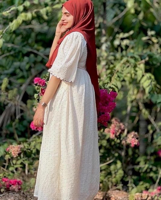Hakoba gown