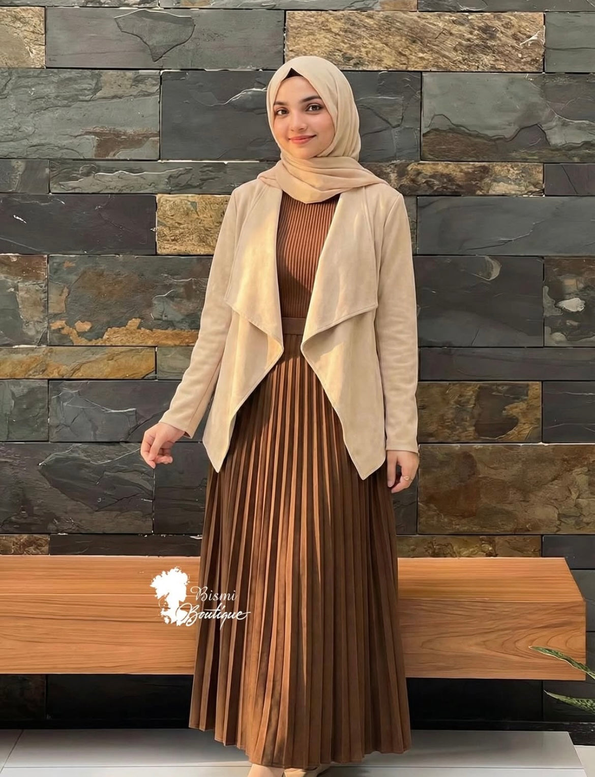 Shrug inner skirt