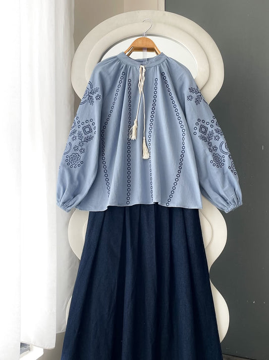 Embroidery top and skirt